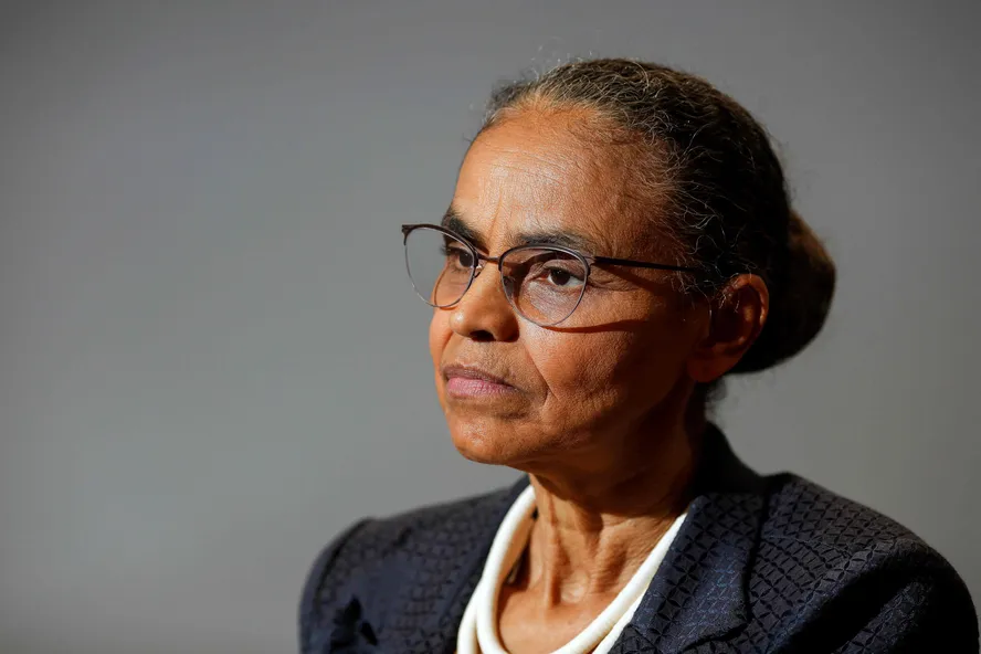 A ministra Marina Silva já se declarou publicamente resistente a pavimentação da BR-319 - (Foto: Sergio Lima/AFP).