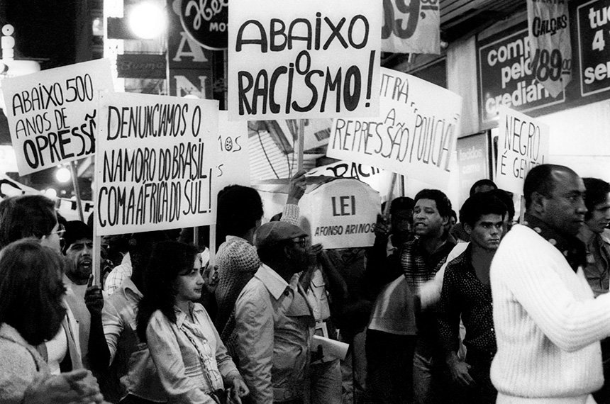 A luta dos negros brasileiros durante a ditadura pode ser pensada em dois campos que, por sua vez, se conectavam: o cultural e o político - (Foto: Reprodução)