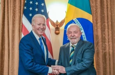 Biden e Lula defendem 'fim da repressão política' na Venezuela durante a G20