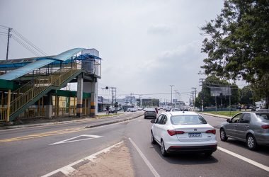 Fala Manaus: sem passarela pedestres reclamam das dificuldades na Torquato Tapajós